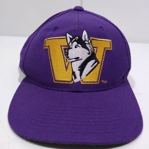 Wolf hat purple